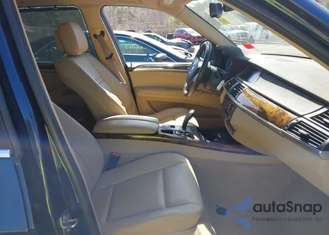 2013 BMW X5 xDrive35I/xDrive35I Premium/xDrive35I Sport Activity из США, поврежденный, VIN 5UXZV4C54D0B08670